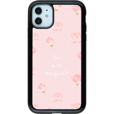 Coque iPhone 11 - Hybrid Armor noir Mom 2023 your are magical