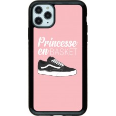 Coque iPhone 11 Pro Max - Hybrid Armor noir princesse en basket