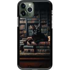 Coque iPhone 11 Pro - Chat livres sombres