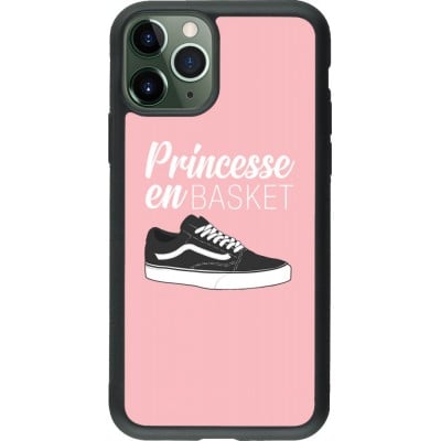 Coque iPhone 11 Pro - Silicone rigide noir princesse en basket