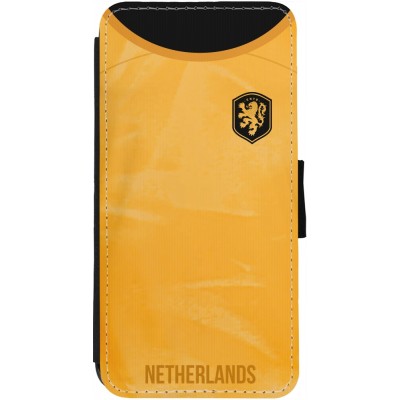 Coque iPhone 13 - Wallet noir Maillot de football Pays-Bas 2022 personnalisable