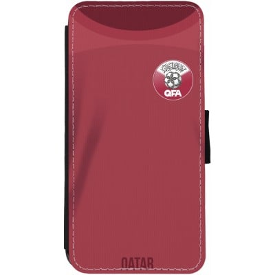 Coque iPhone 13 - Wallet noir Maillot de football Qatar 2022 personnalisable