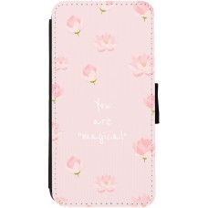 Coque iPhone 13 - Wallet noir Mom 2023 your are magical