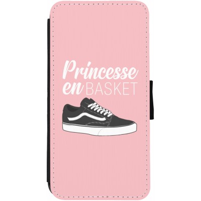 Coque iPhone 13 - Wallet noir princesse en basket