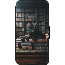 Coque iPhone 13 Pro - Wallet noir Chat livres sombres