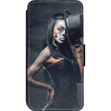 Coque iPhone 14 Pro - Wallet noir Halloween 22 Tattooed Girl