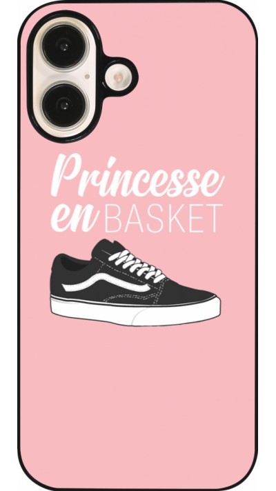 Coque iPhone 16 - princesse en basket