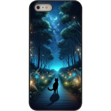 Coque iPhone 5/5s / SE (2016) - Chat noir promenade