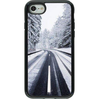 Coque iPhone 7 / 8 / SE (2020, 2022) - Hybrid Armor noir Winter 22 Snowy Road