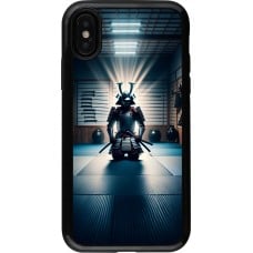 Coque iPhone X / Xs - Hybrid Armor noir Samouraï en prière