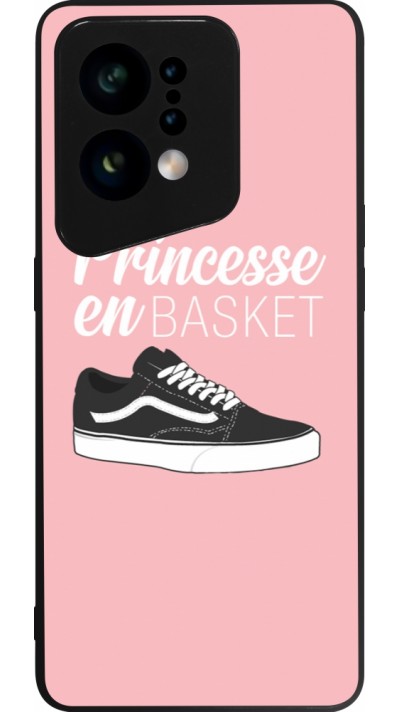 Coque OPPO Find X5 - Silicone rigide noir princesse en basket