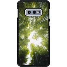 Samsung Galaxy S10e Case Hülle - Spring 23 forest blue sky