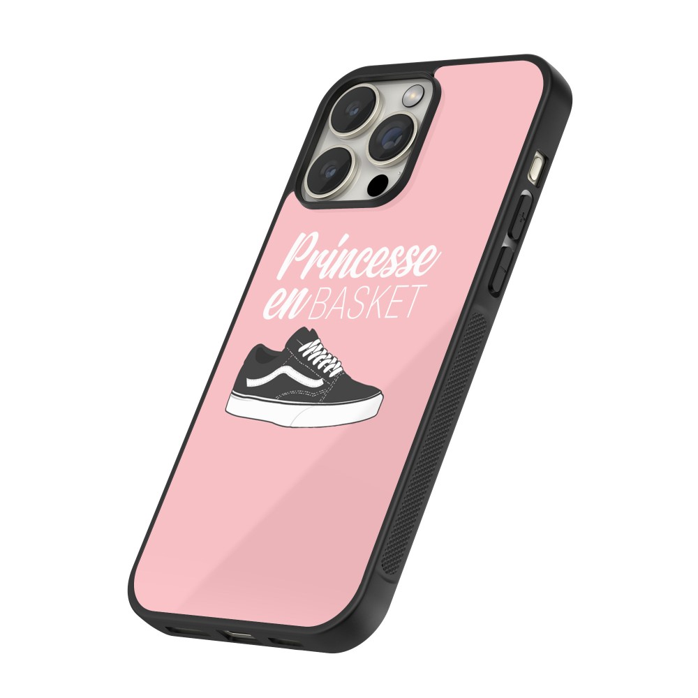 Coque iPhone 15 Pro Max - Silicone rigide noir princesse en basket