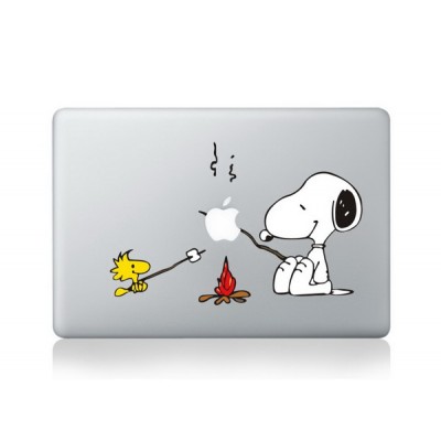 Autocollant MacBook -  Barbecue Snoopy