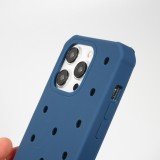 iPhone 15 Pro Case Hülle - Dicke Silikonhülle mit Löcher für Aufsteck-Sticker - Dunkelblau