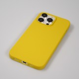 Coque iPhone 15 Pro Max - Silicone Mat jaune