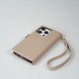 Fourre iPhone 15 Pro Max - Flip Wallet en cuir végétal avec portefeuille et fermeture magnétique - Beige